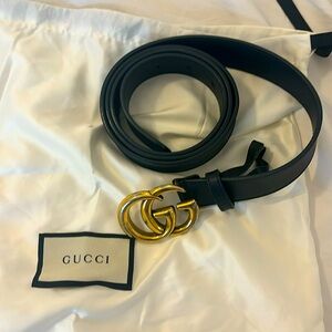 Black Gucci belt